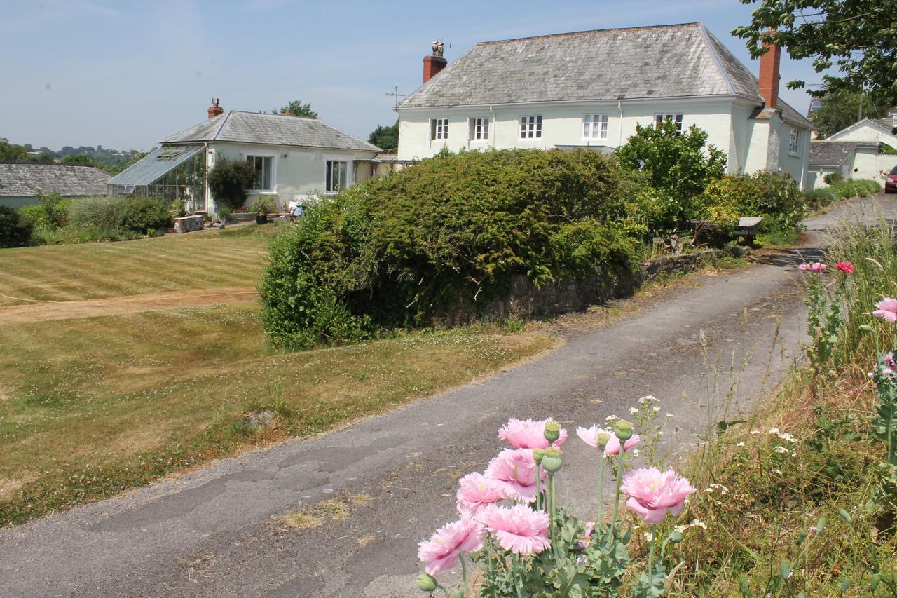 Lowerfield House Bed & Breakfast Lapford Exterior photo